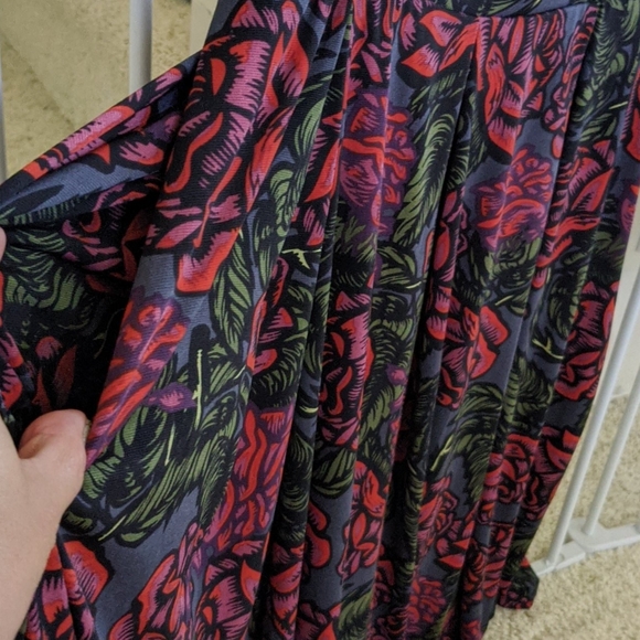 NWT lularoe Rose madison skirt, medium - Picture 5 of 8